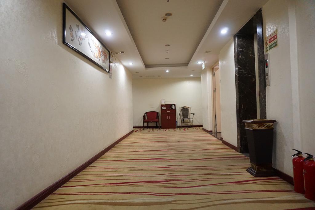 Guangdong Oversea Chinese Hotel Canton Esterno foto
