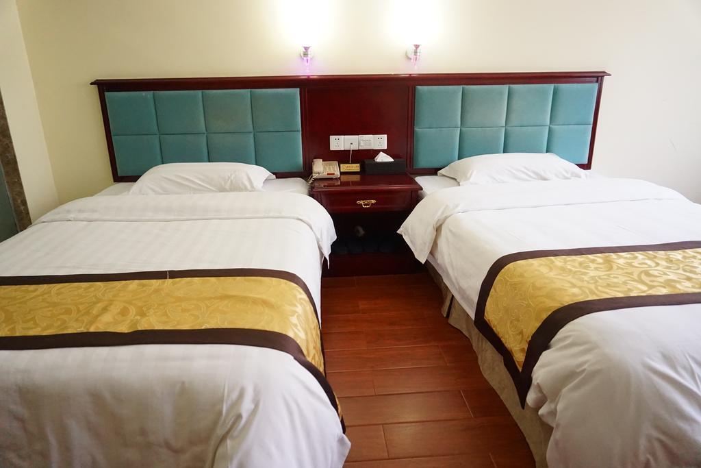 Guangdong Oversea Chinese Hotel Canton Camera foto