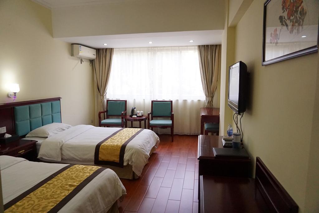Guangdong Oversea Chinese Hotel Canton Camera foto