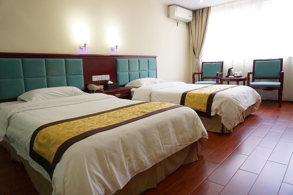 Guangdong Oversea Chinese Hotel Canton Camera foto