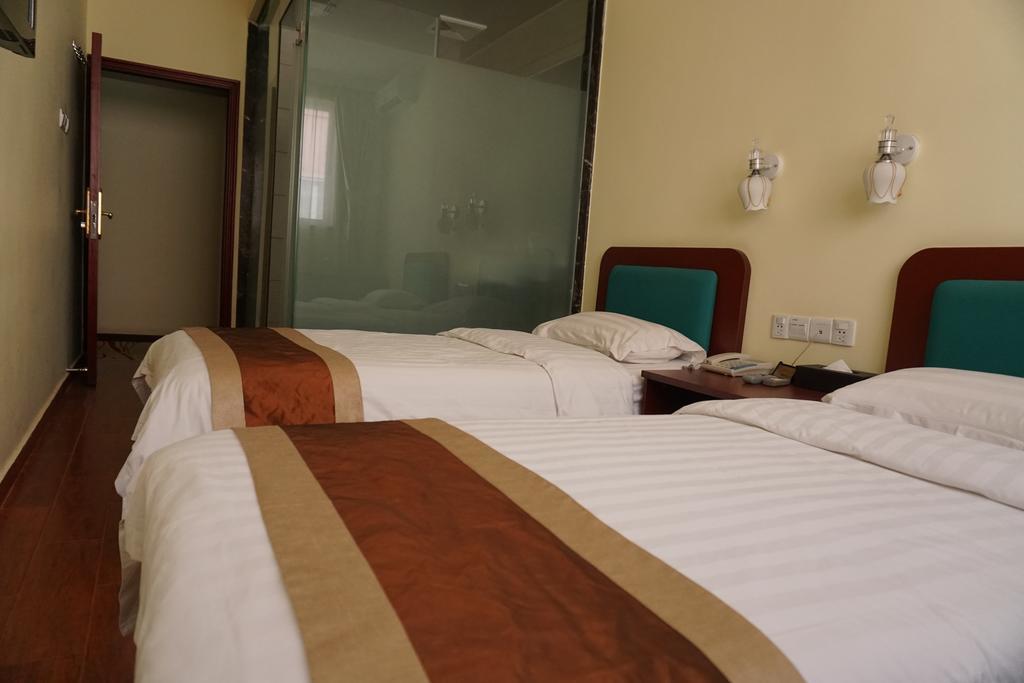 Guangdong Oversea Chinese Hotel Canton Camera foto