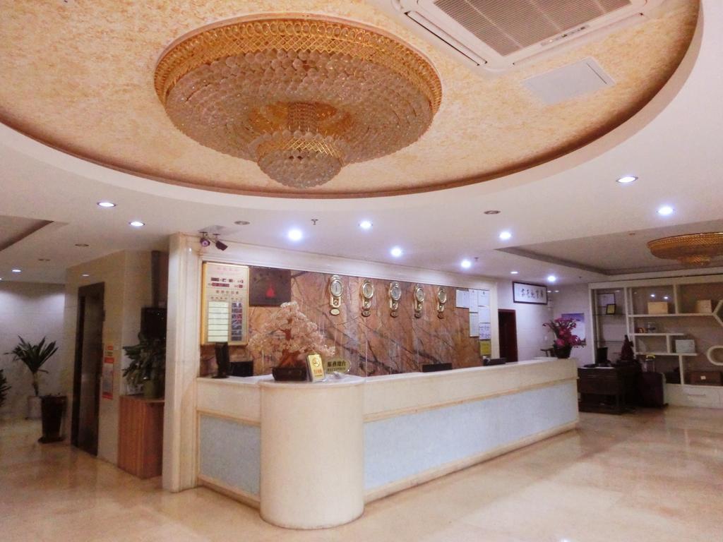 Guangdong Oversea Chinese Hotel Canton Esterno foto