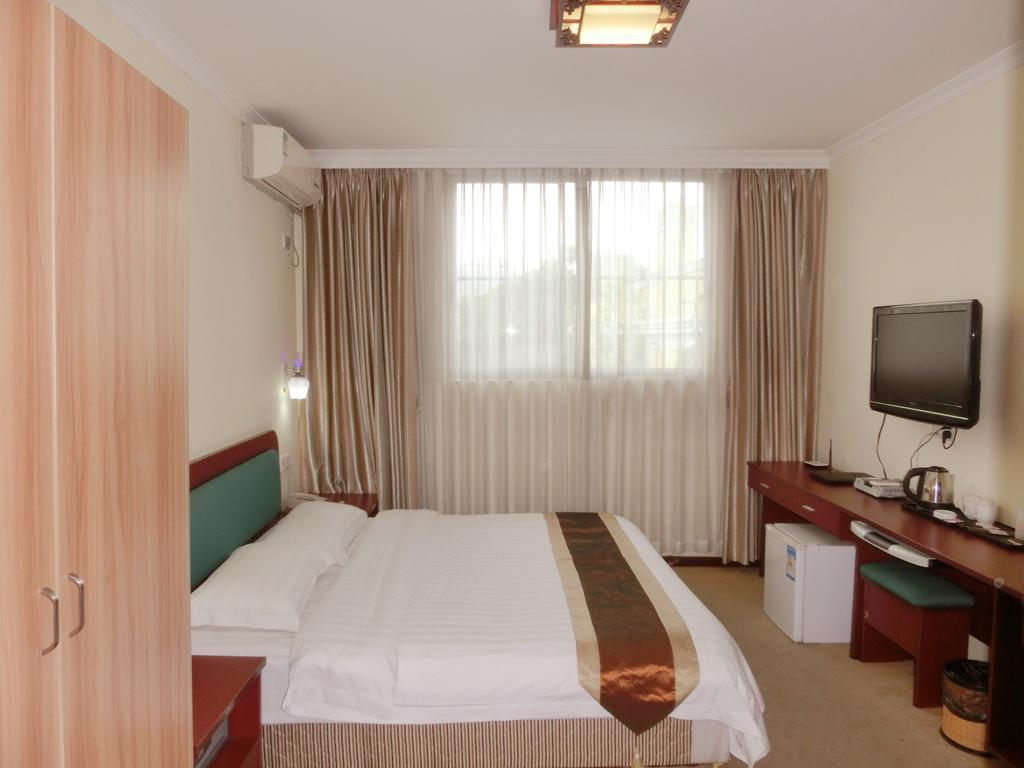 Guangdong Oversea Chinese Hotel Canton Esterno foto